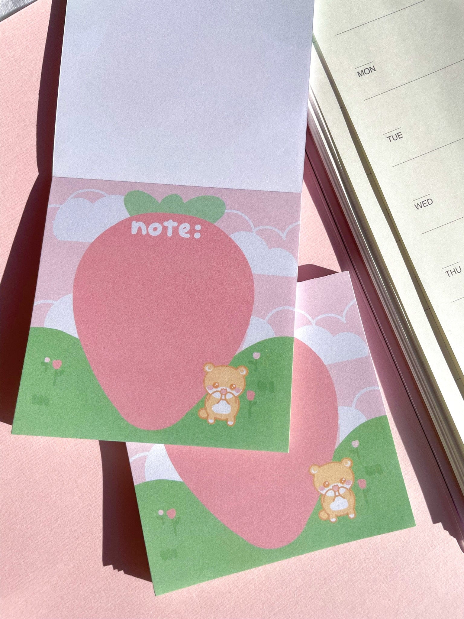 Kuppochino Cafe Strawberry Notes Memo Pad